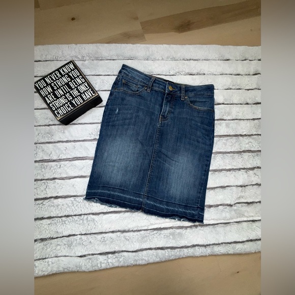 GAP Dresses & Skirts - GAP Dark Blue Denim Pencil Skirt